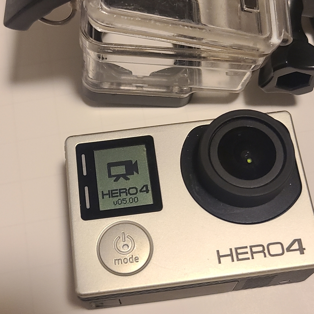 GoPro Hero 4 - Picture 6 of 8
